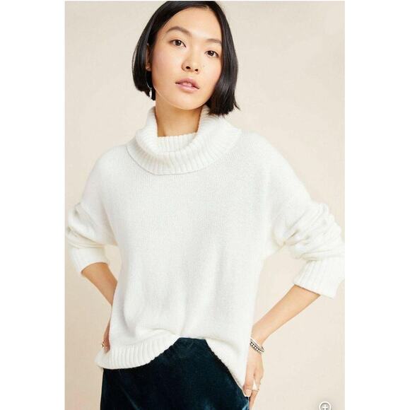 Anthropologie Sweaters - Anthropologie White Wool Blend Turtleneck Sweater
